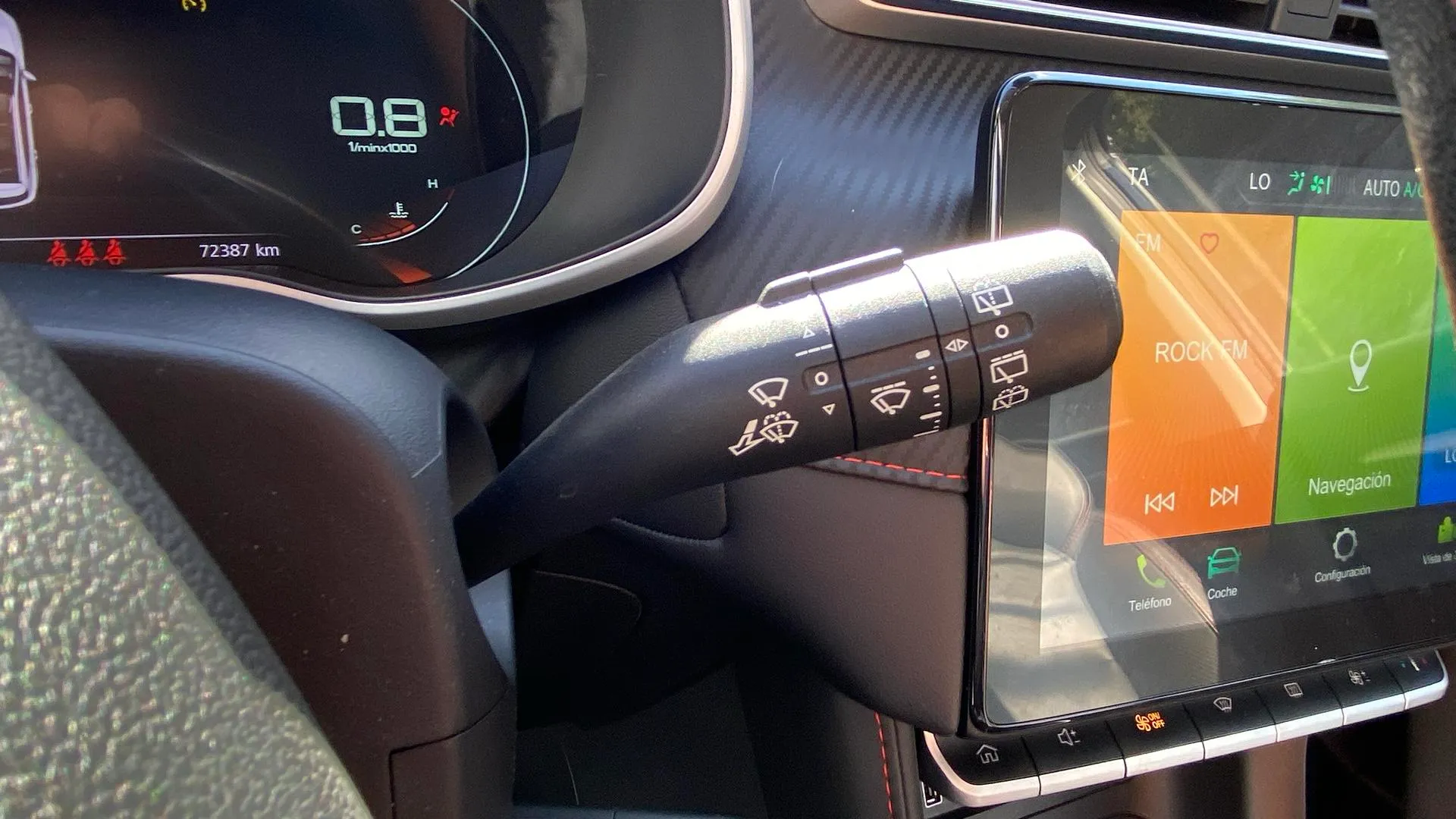 MG ZS 1.5 Luxury - foto 18