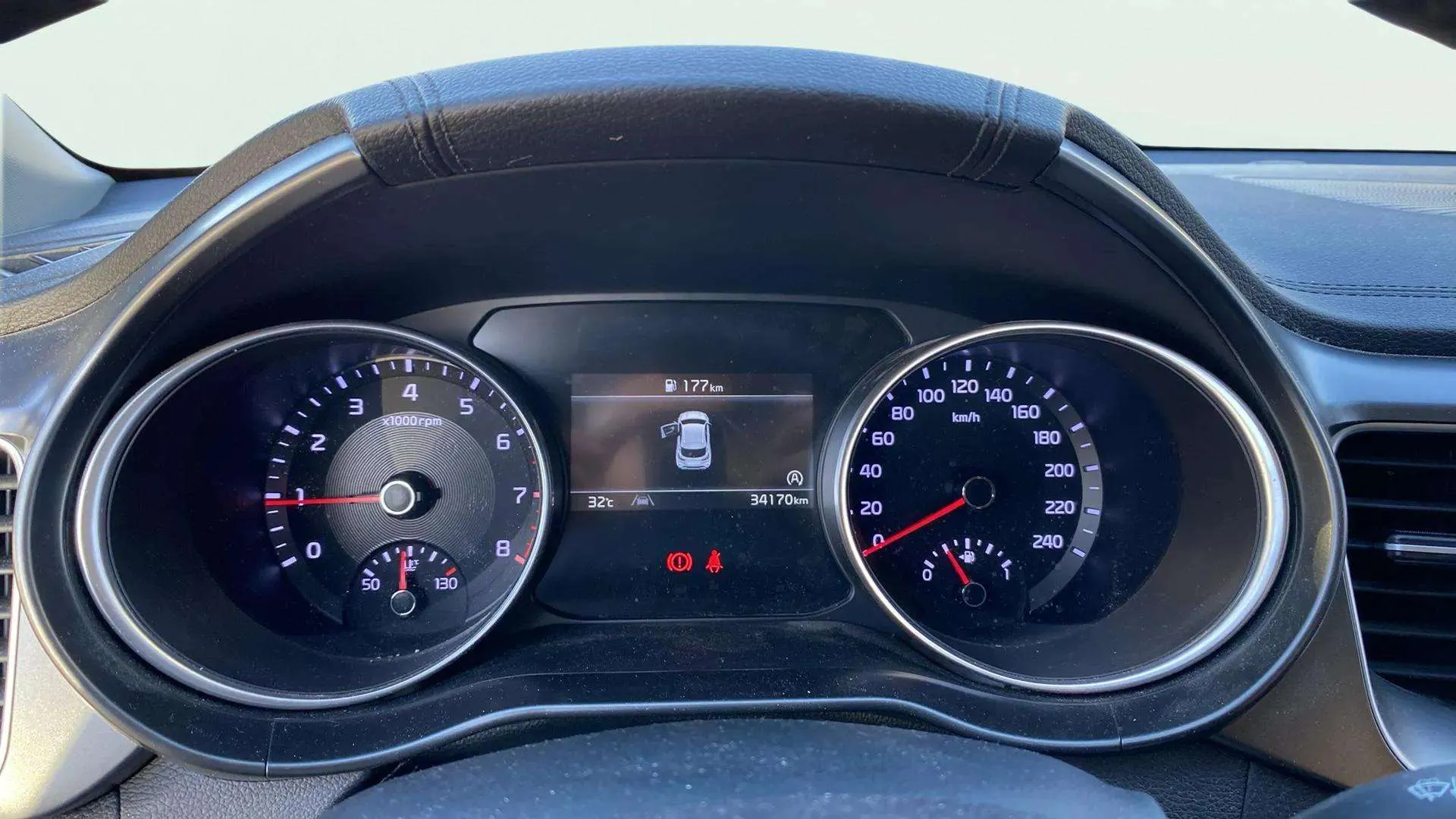 Kia XCeed 1.0 T-GDi Concept - foto 12