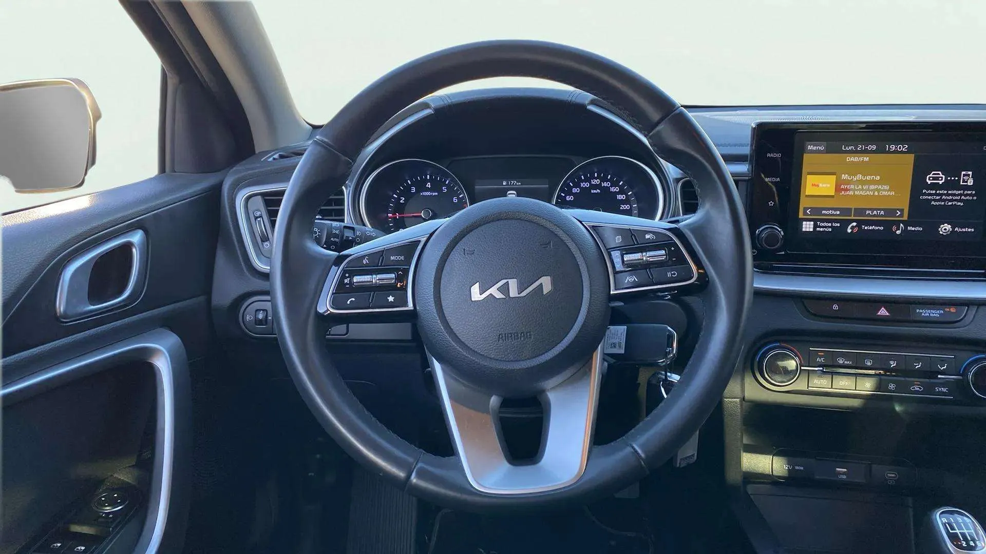 Kia XCeed 1.0 T-GDi Concept - foto 9