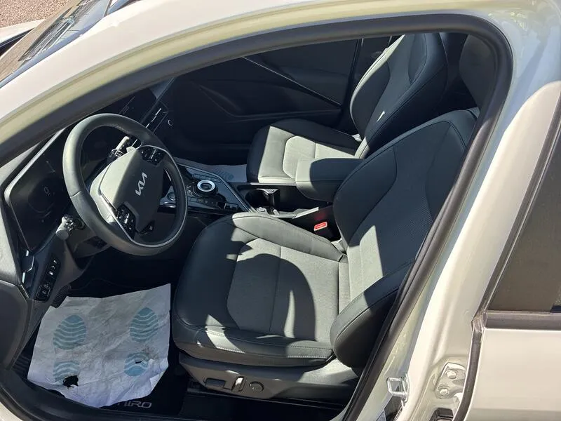 Kia Niro 1.6 GDi PHEV Drive - foto 11