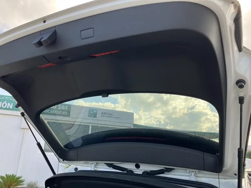 Volkswagen T-Roc Advance 1.0 TSI - foto 38