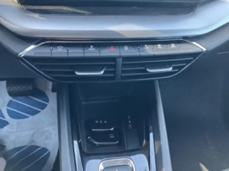 Škoda Octavia Combi 2.0 TDI DSG Ambition - foto 23