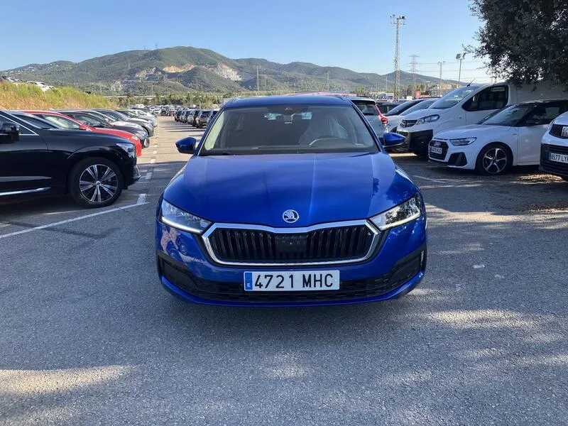 Škoda Octavia Combi 2.0 TDI DSG Ambition - foto 9