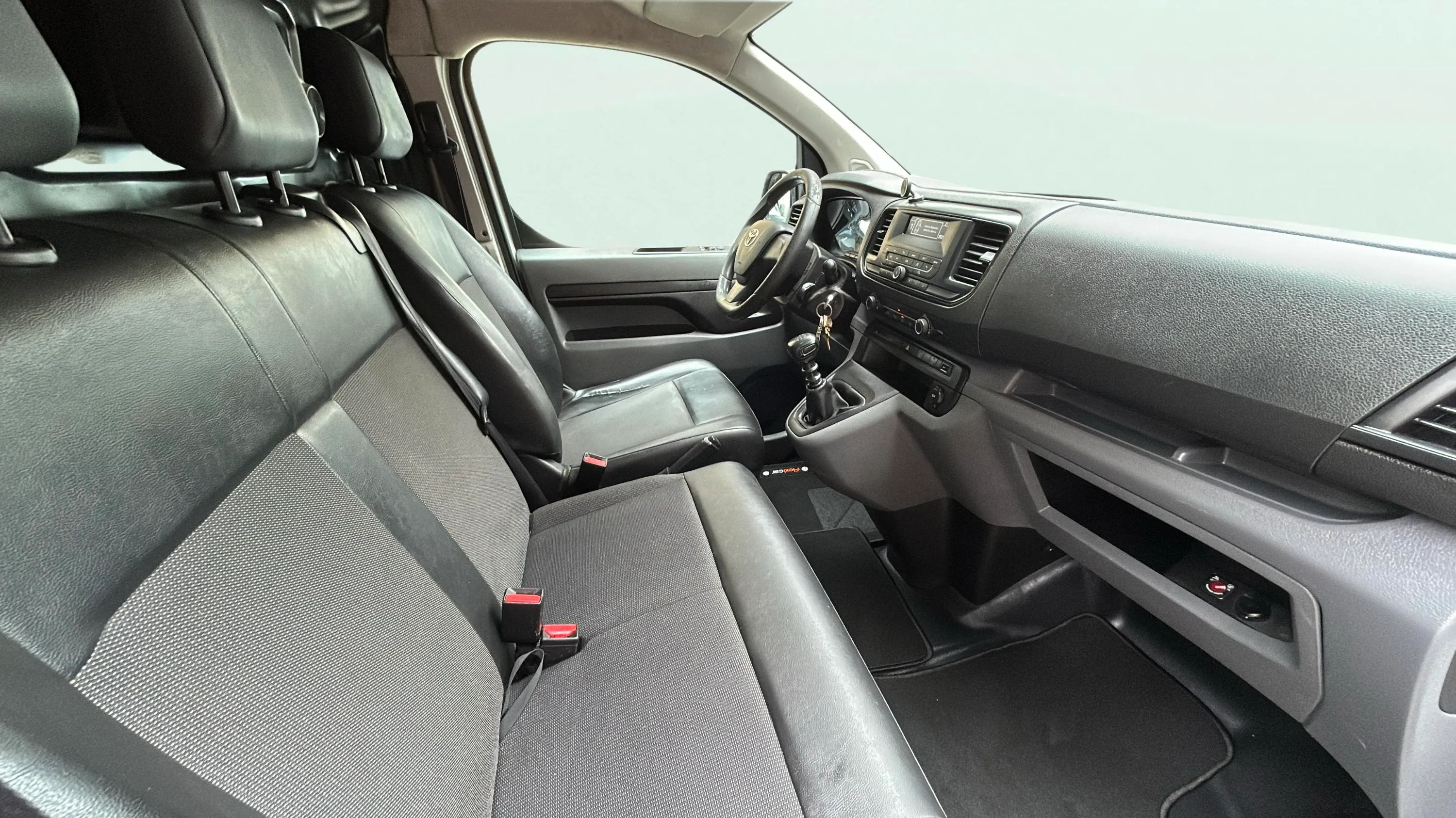 Toyota Proace 1.5D GX 1 plazas 2PT L1 - foto 13