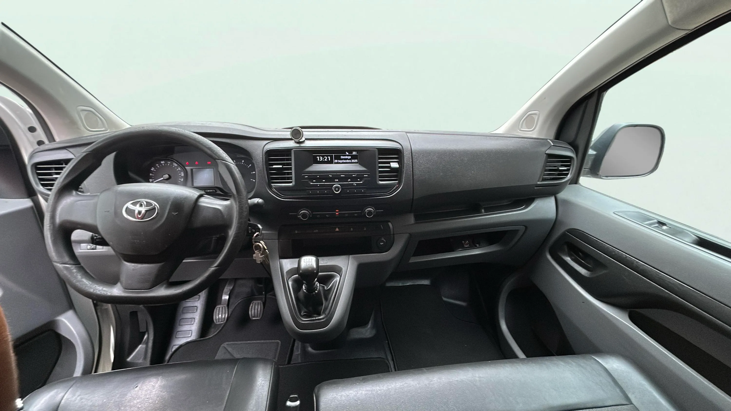 Toyota Proace 1.5D GX 1 plazas 2PT L1 - foto 9