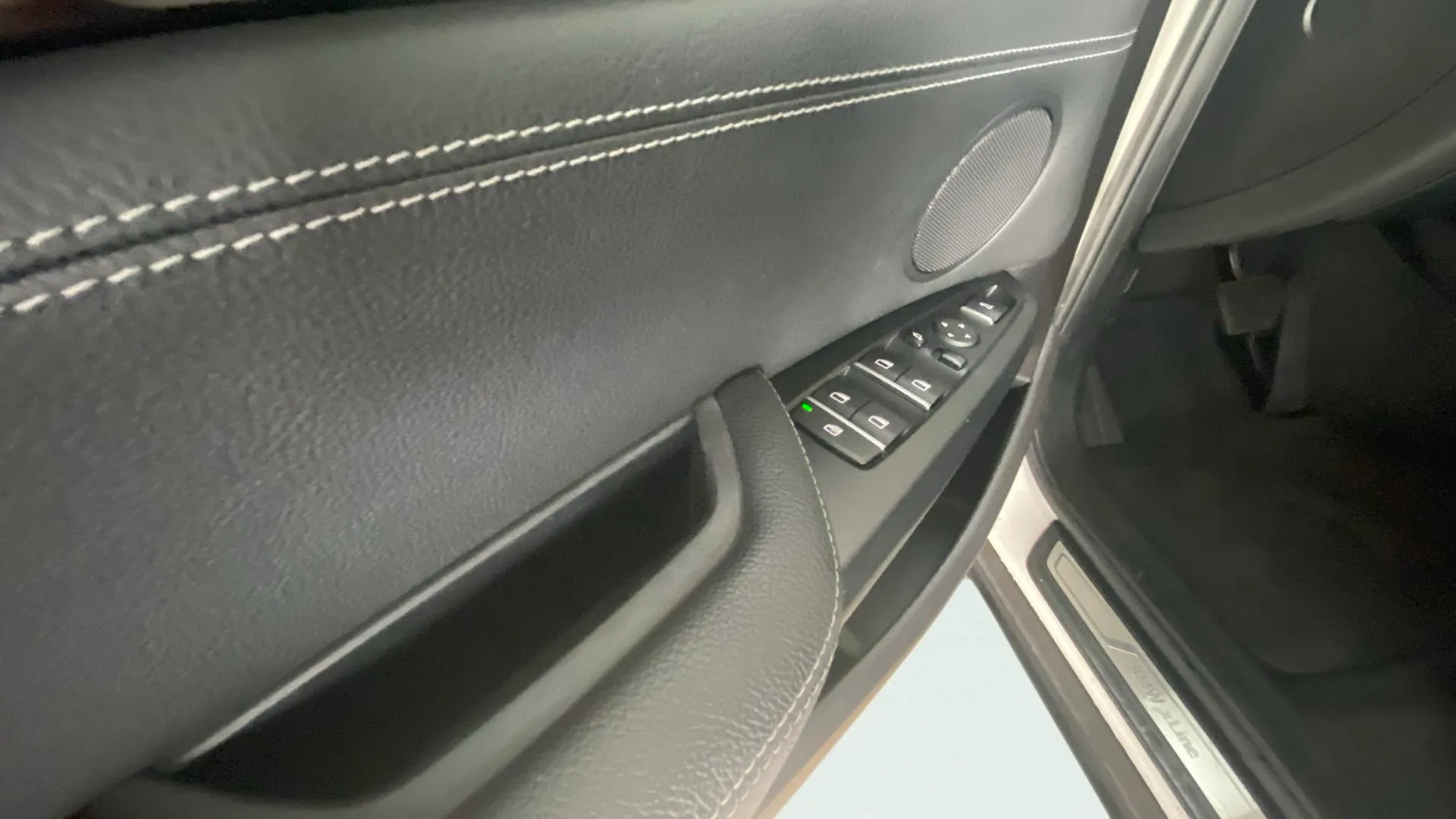 BMW X4 xDrive20d - foto 18