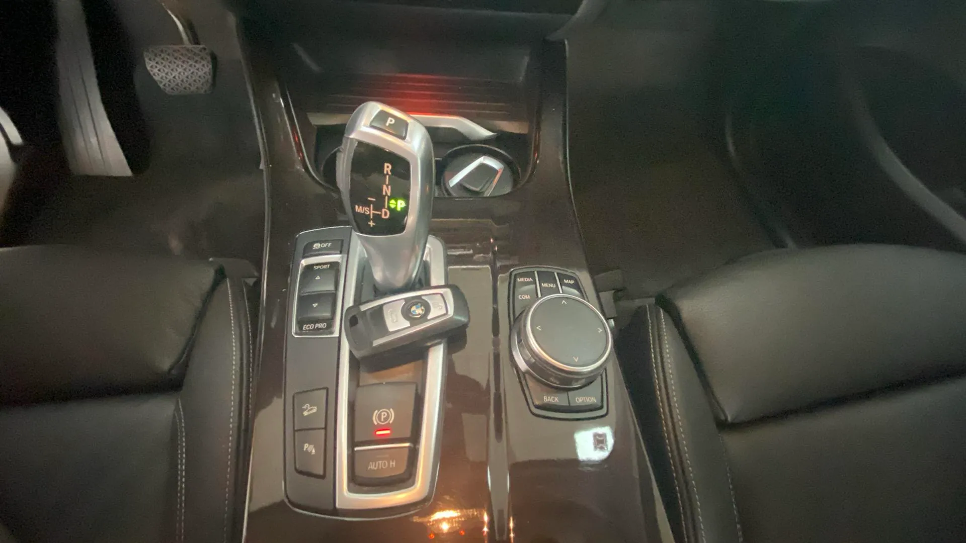 BMW X4 xDrive20d - foto 25
