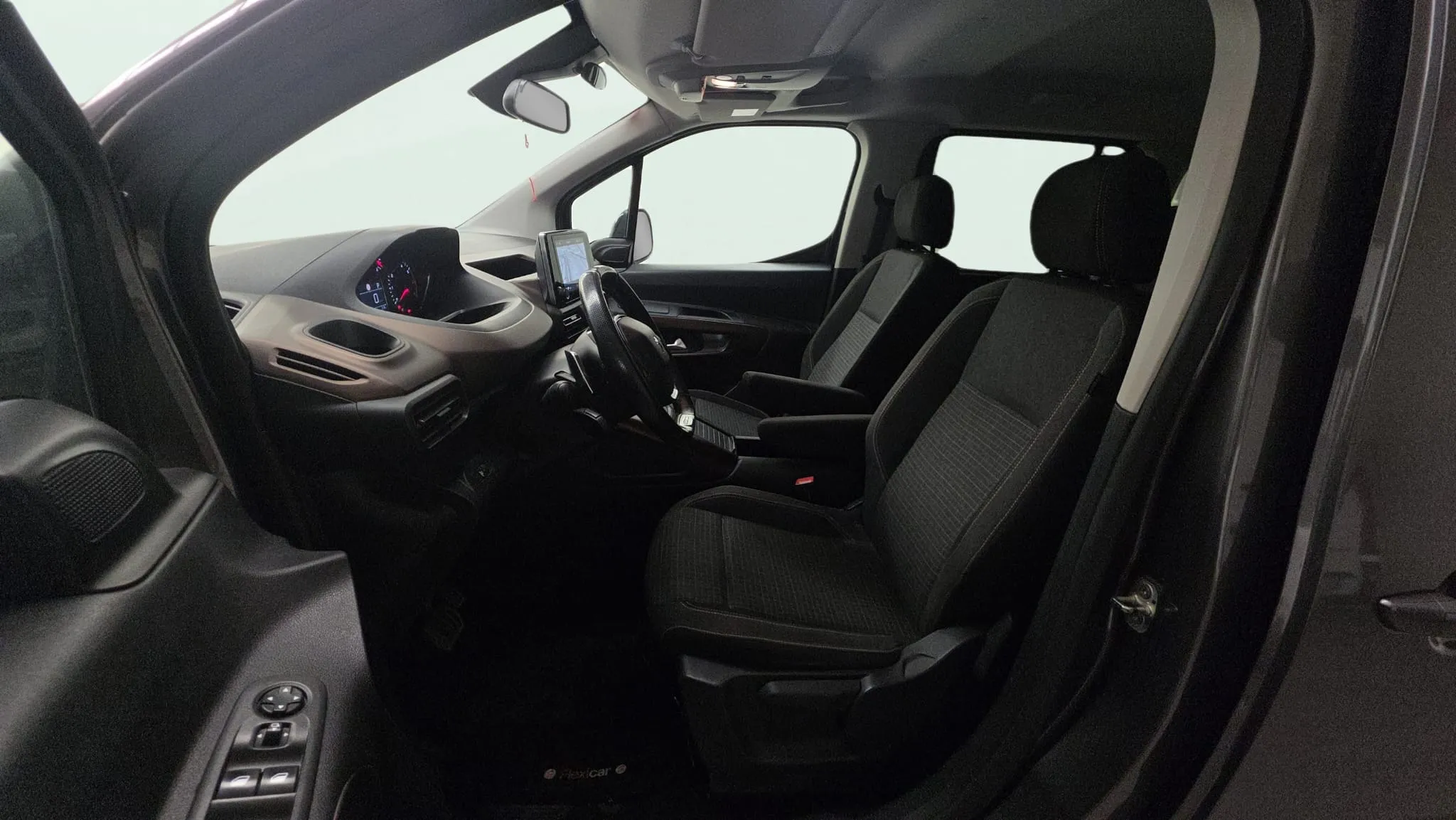 Peugeot Rifter GT Line Standard BlueHDi EAT8 - foto 21