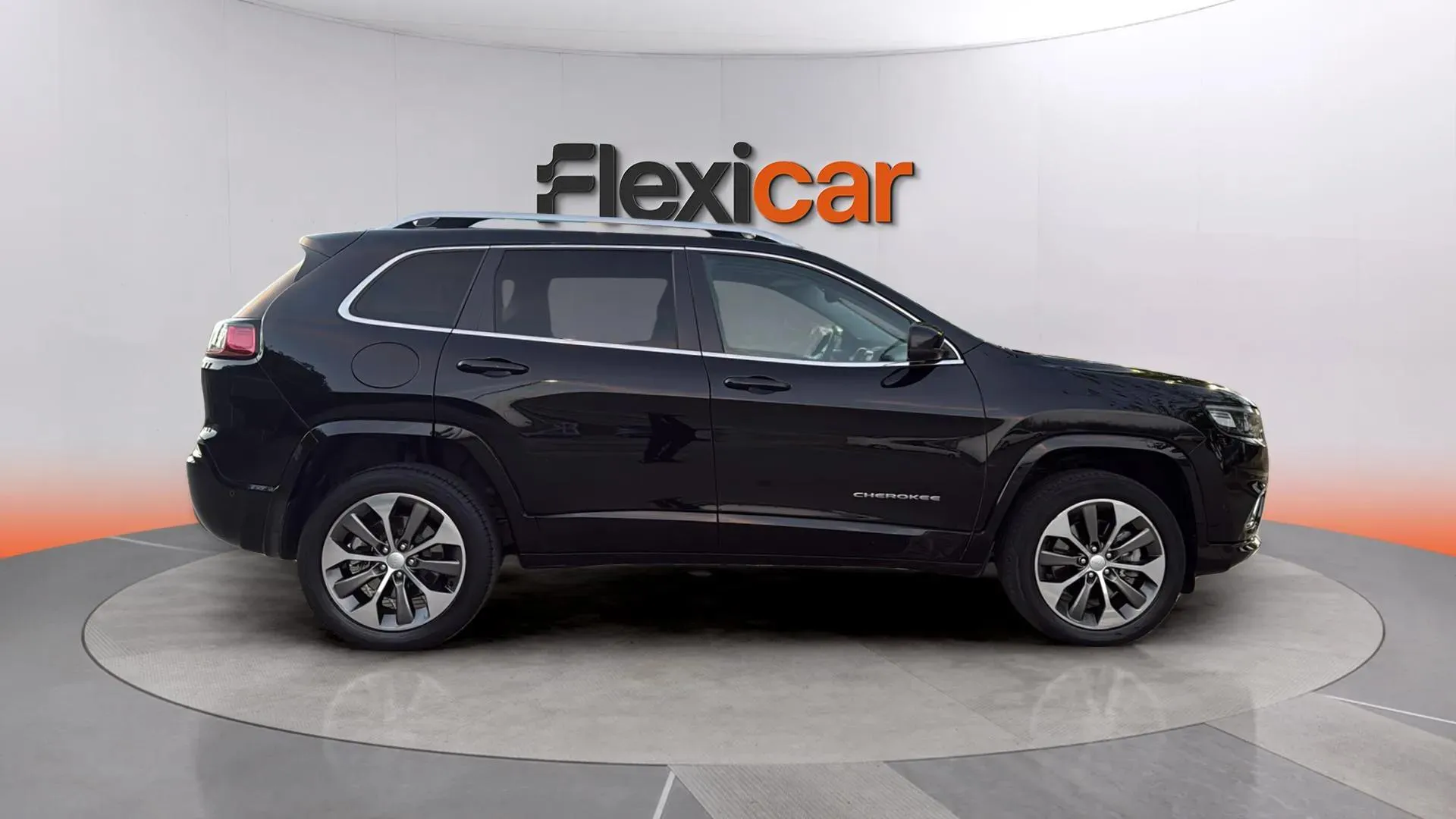 Jeep Cherokee 2.2 CRD Overland E6D 4WD - foto 9