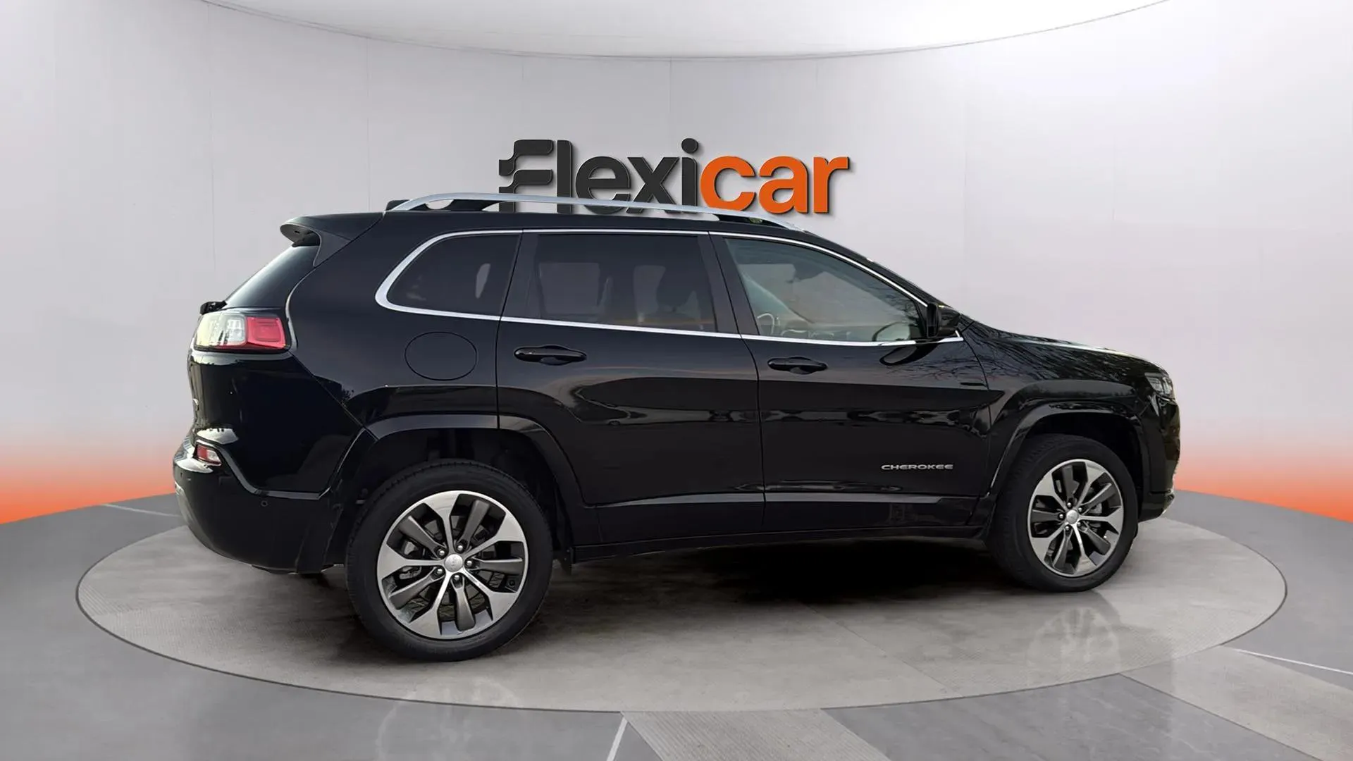 Jeep Cherokee 2.2 CRD Overland E6D 4WD - foto 8