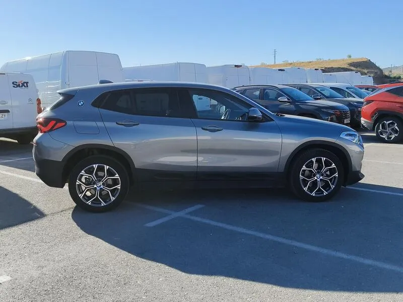 BMW X2 sDrive18i - foto 7