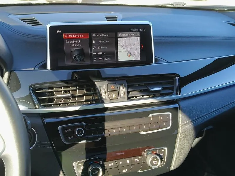 BMW X2 sDrive18i - foto 11