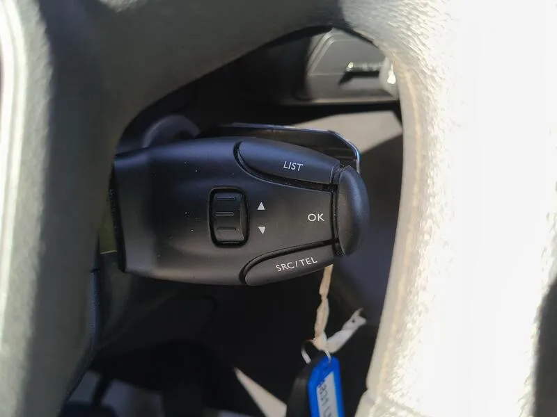 Peugeot Partner BlueHDi (AC) - foto 19
