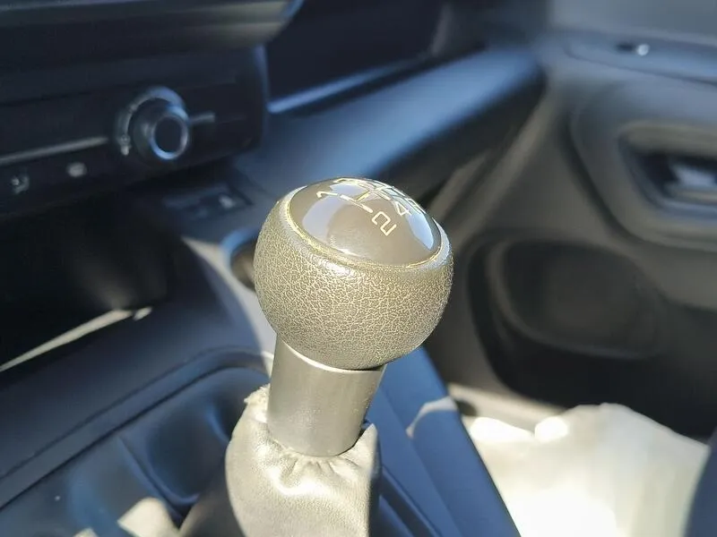 Peugeot Partner BlueHDi (AC) - foto 14