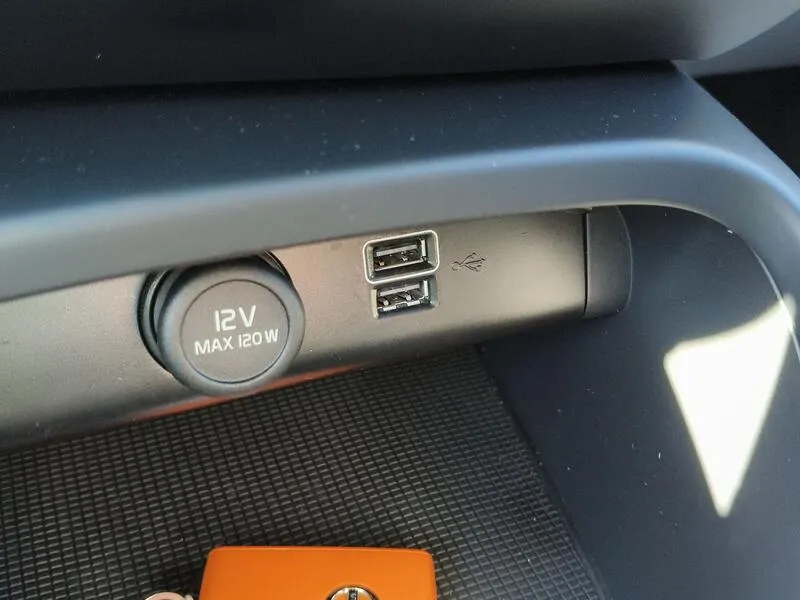 Volvo XC40 1.5 T2 Momentum Core - foto 15