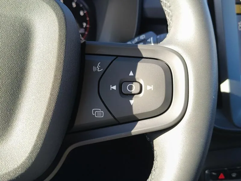 Volvo XC40 1.5 T2 Momentum Core - foto 22