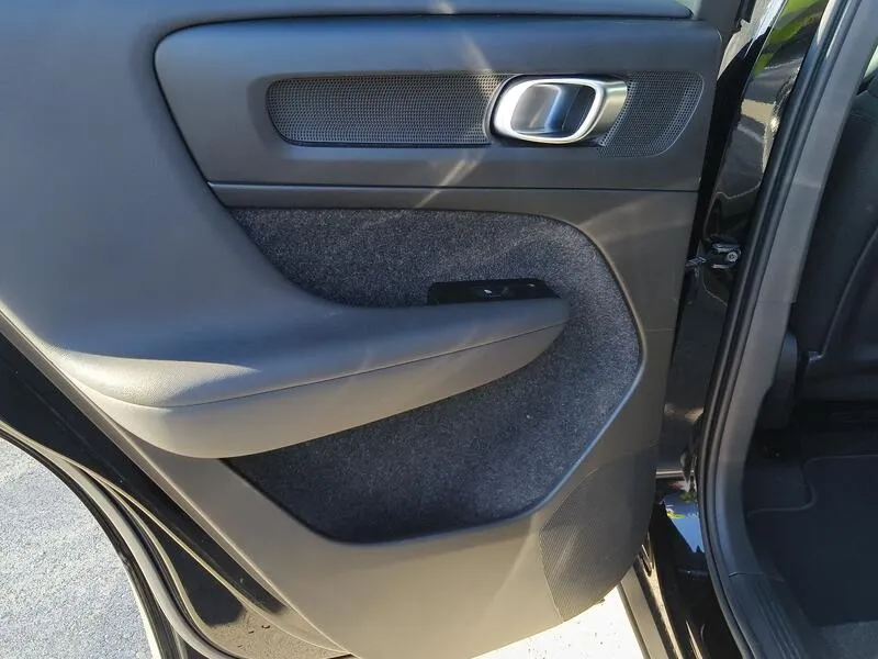 Volvo XC40 1.5 T2 Momentum Core - foto 33