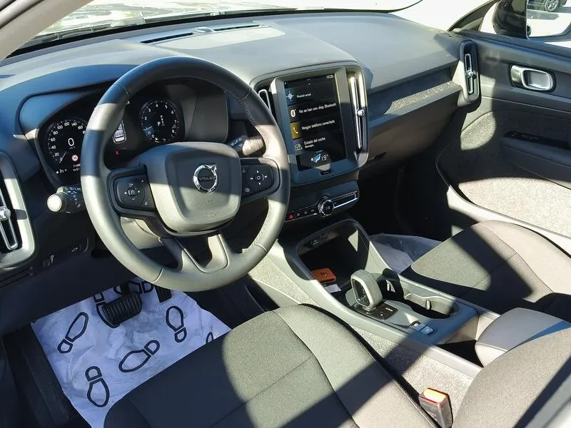 Volvo XC40 1.5 T2 Momentum Core - foto 10