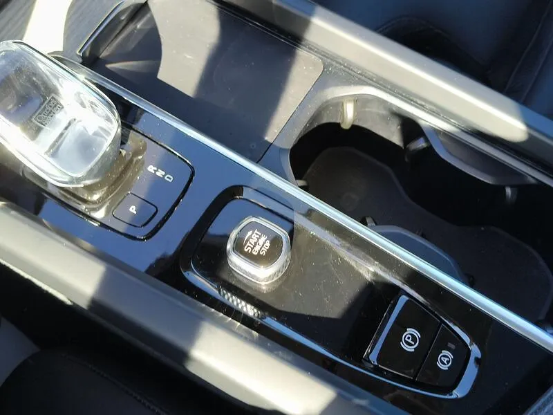 Volvo XC60 2.0 T6 AWD Recharge Inscription - foto 13
