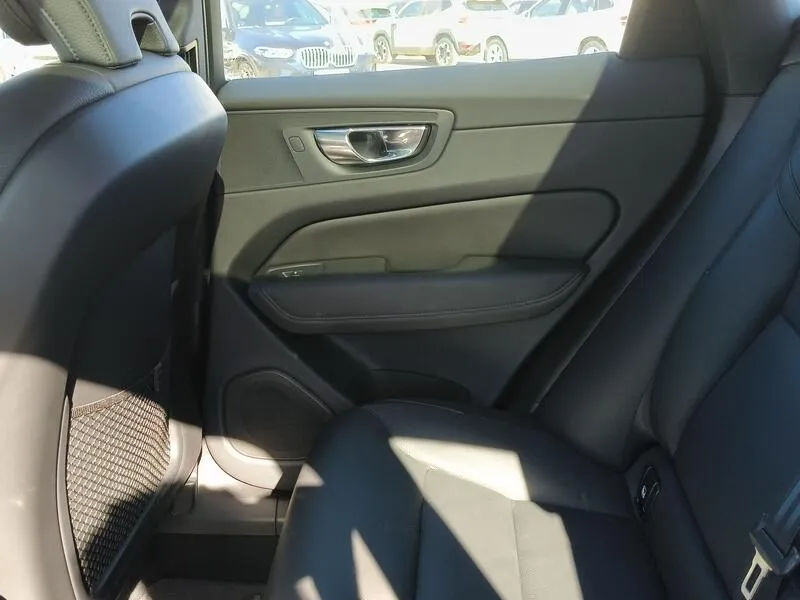 Volvo XC60 2.0 T6 AWD Recharge Inscription - foto 34