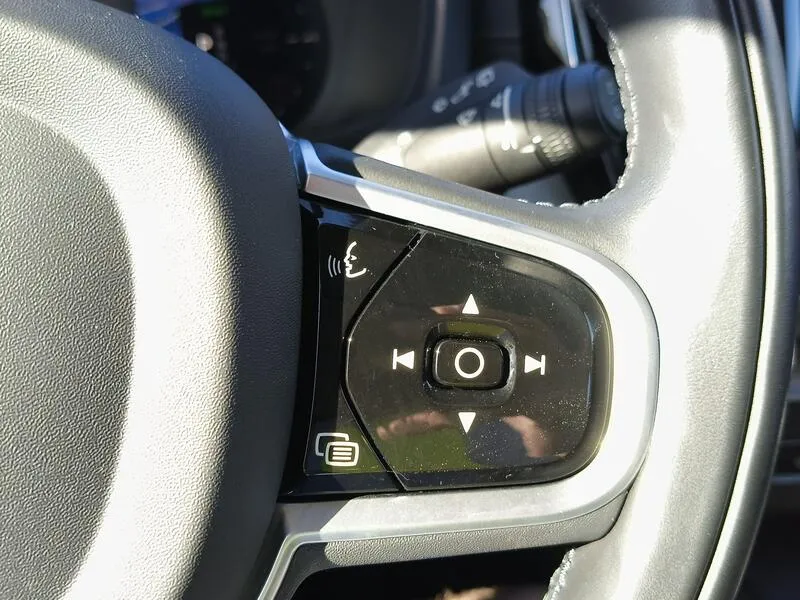 Volvo XC60 2.0 T6 AWD Recharge Inscription - foto 25