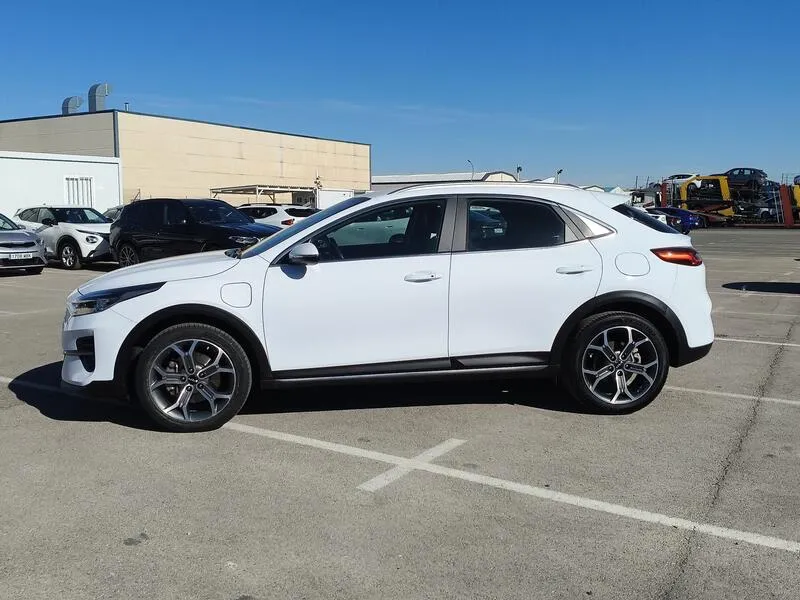 Kia XCeed 1.6 GDi PHEV E-Tech - foto 3
