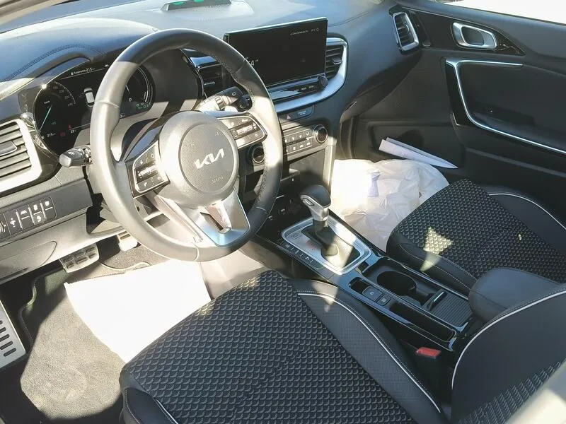 Kia XCeed 1.6 GDi PHEV E-Tech - foto 10