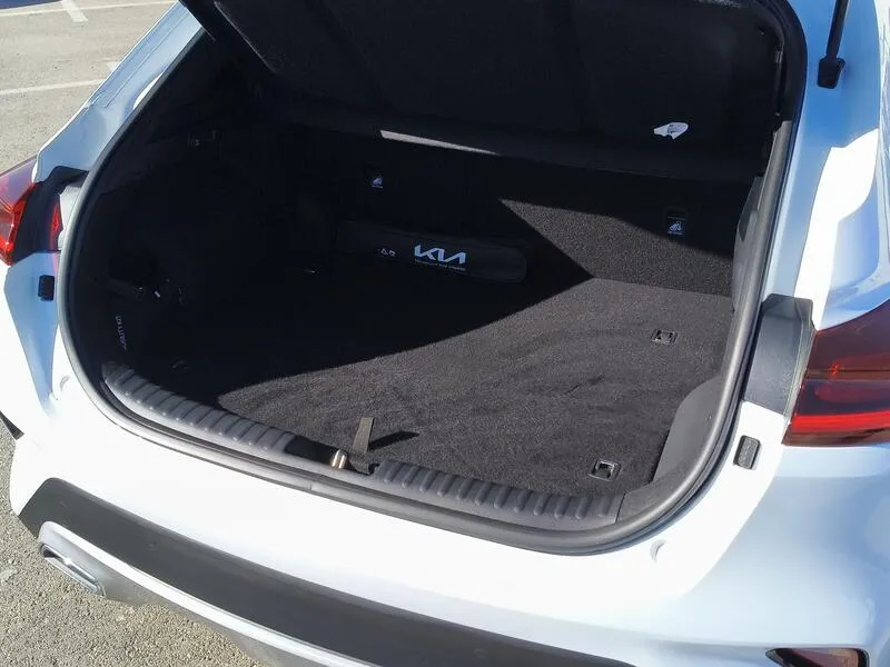 Kia XCeed 1.6 GDi PHEV E-Tech - foto 39