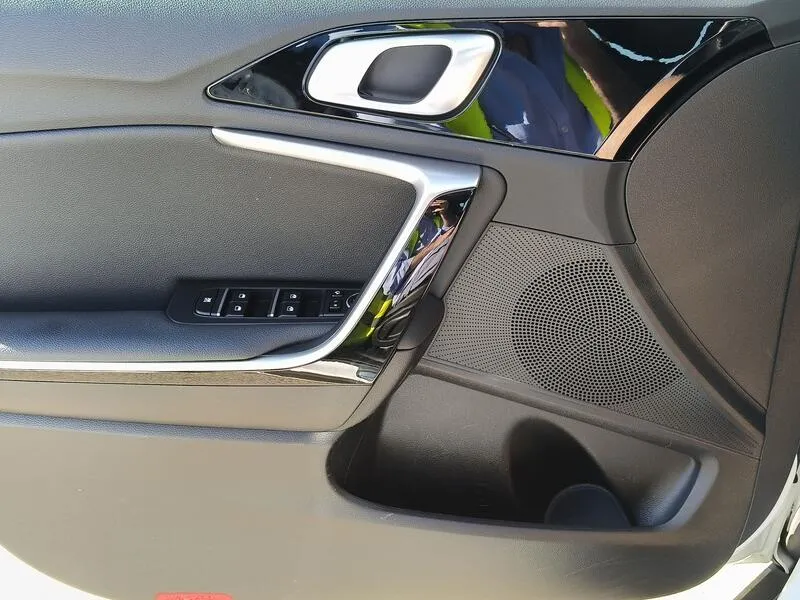 Kia XCeed 1.6 GDi PHEV E-Tech - foto 30