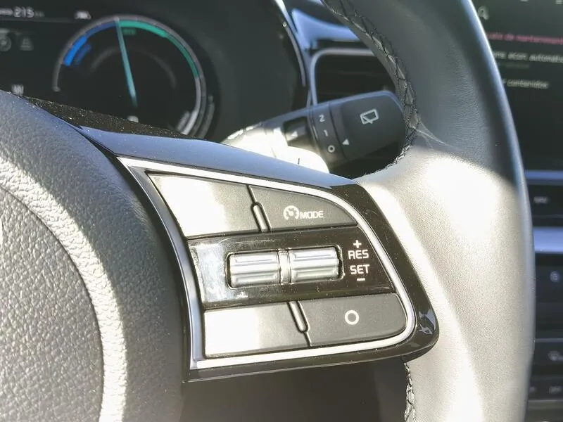 Kia XCeed 1.6 GDi PHEV E-Tech - foto 24
