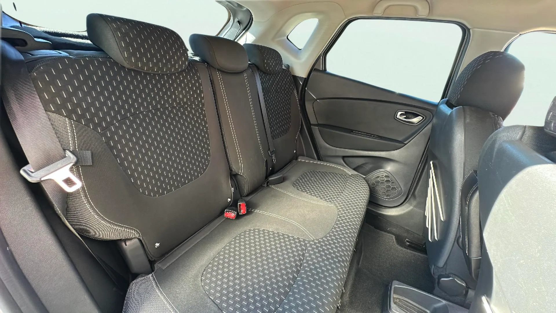 Renault Captur Zen Energy TCe - foto 15