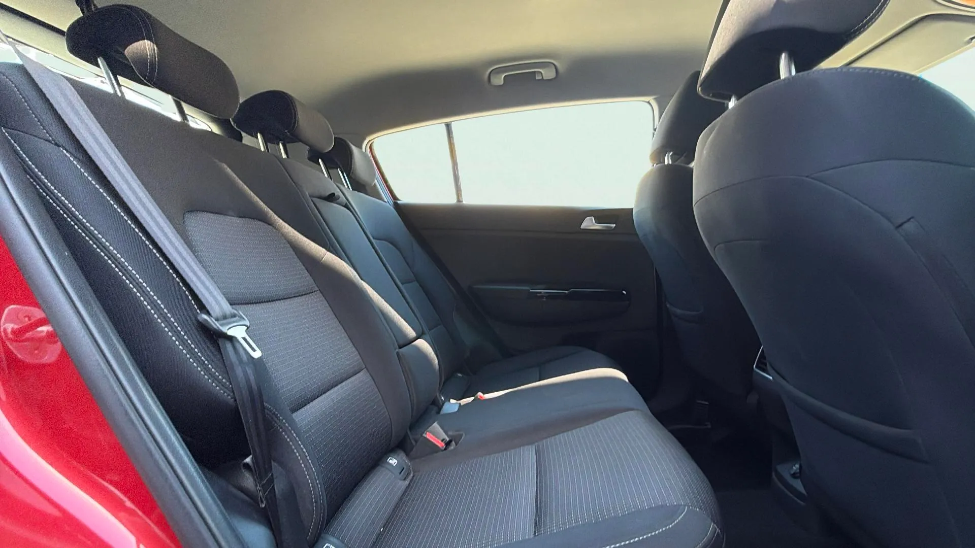 Kia Sportage 1.6 GDi Drive 4x2 - foto 22