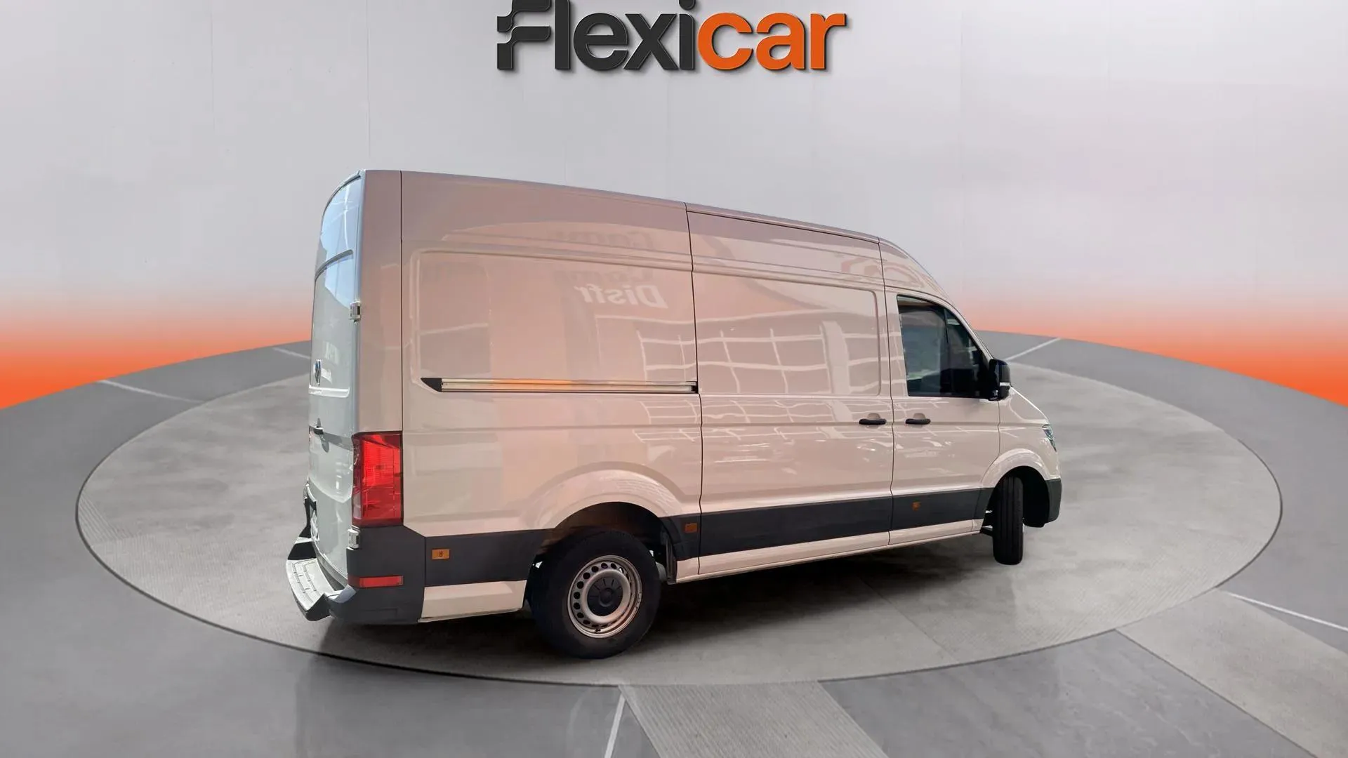 Volkswagen Crafter 30 Furgón BM TN L3H2 2.0TDI - foto 8
