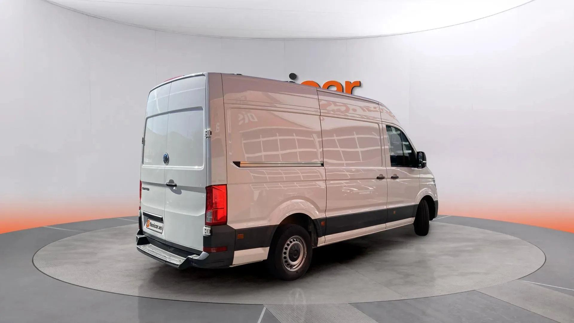 Volkswagen Crafter 30 Furgón BM TN L3H2 2.0TDI - foto 7
