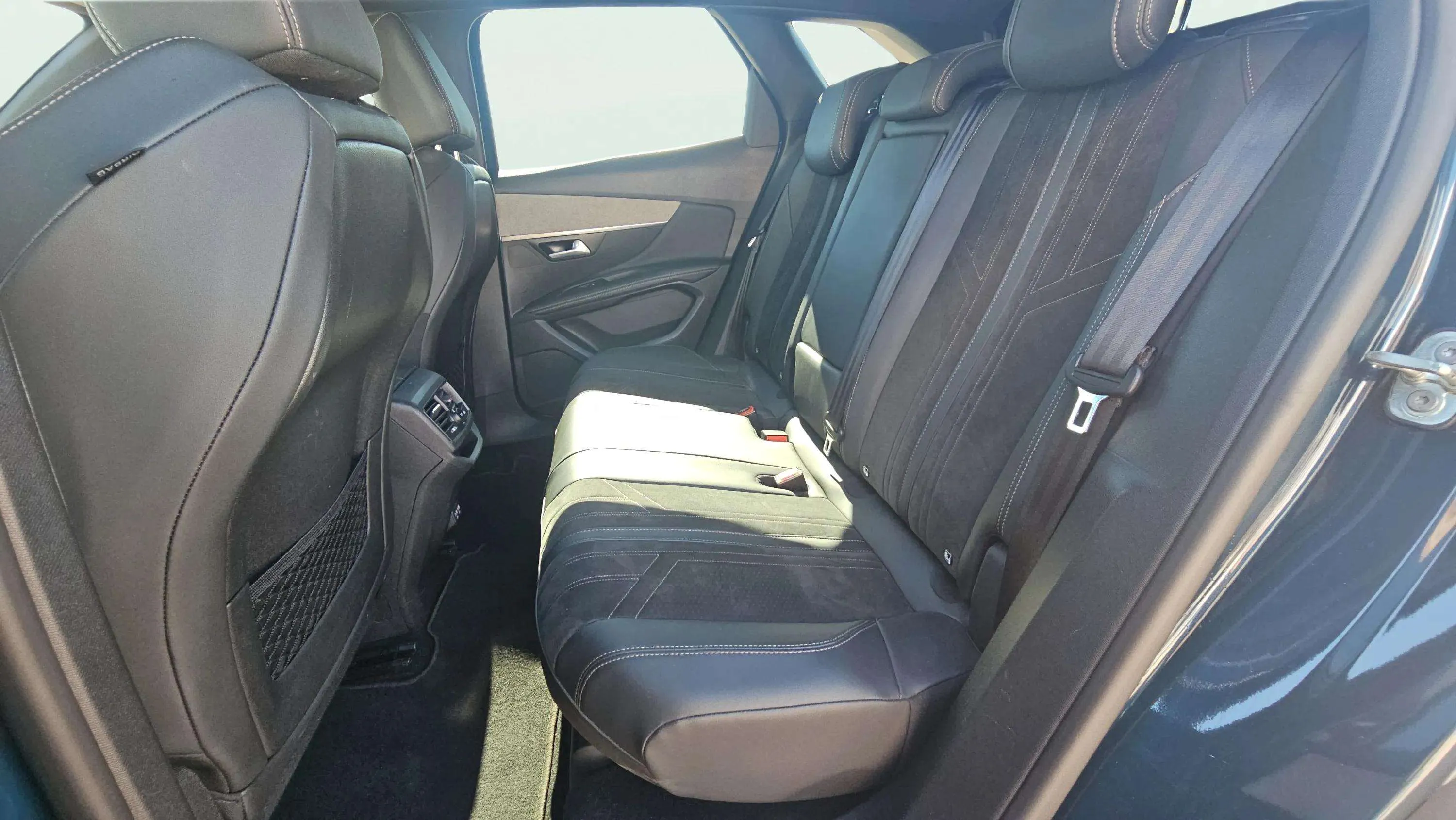 Peugeot 3008 1.2 PureTech GT - foto 21