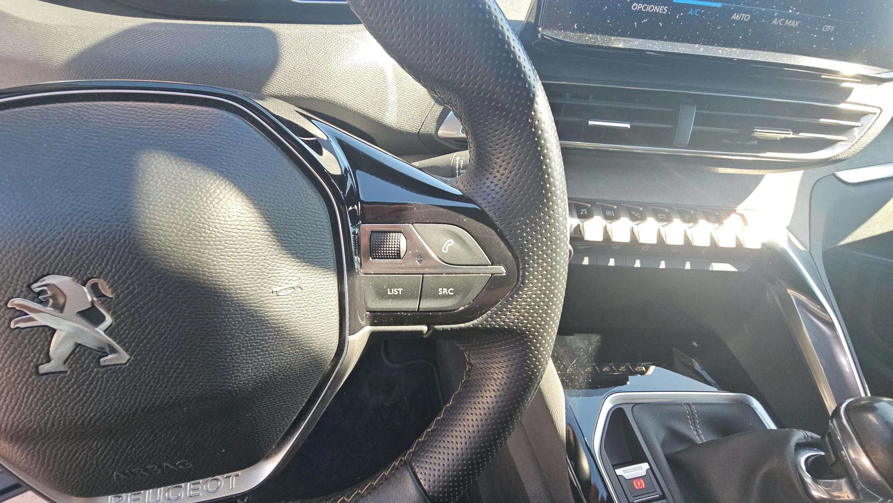Peugeot 3008 1.2 PureTech GT - foto 26