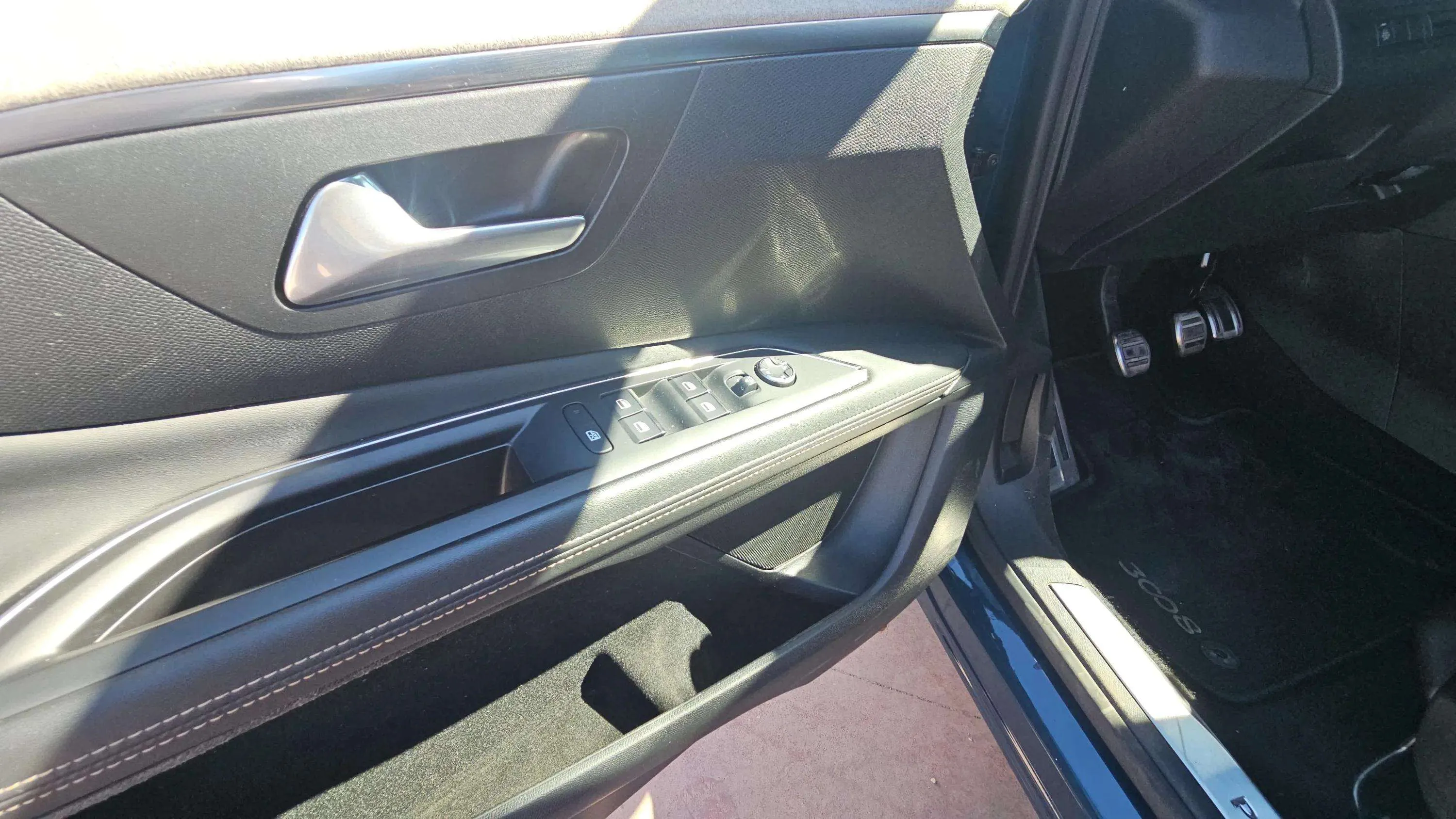 Peugeot 3008 1.2 PureTech GT - foto 23