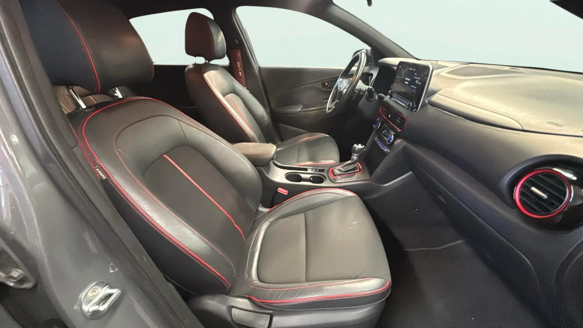 Hyundai Kona 1.6 GDI HEV Tecno Red DCT - foto 17
