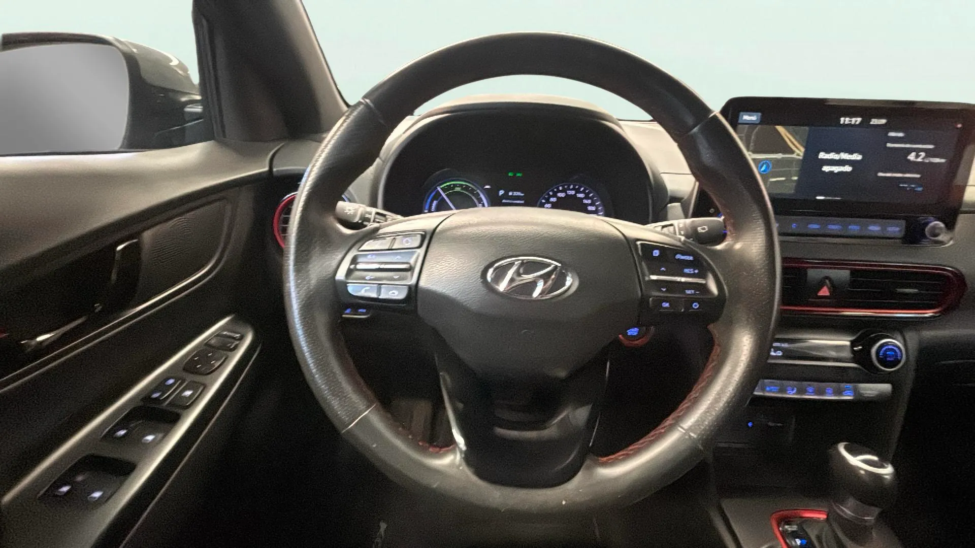 Hyundai Kona 1.6 GDI HEV Tecno Red DCT - foto 16