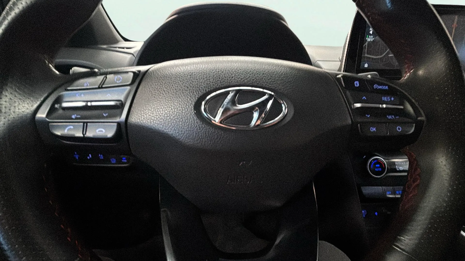 Hyundai Kona 1.6 GDI HEV Tecno Red DCT - foto 22