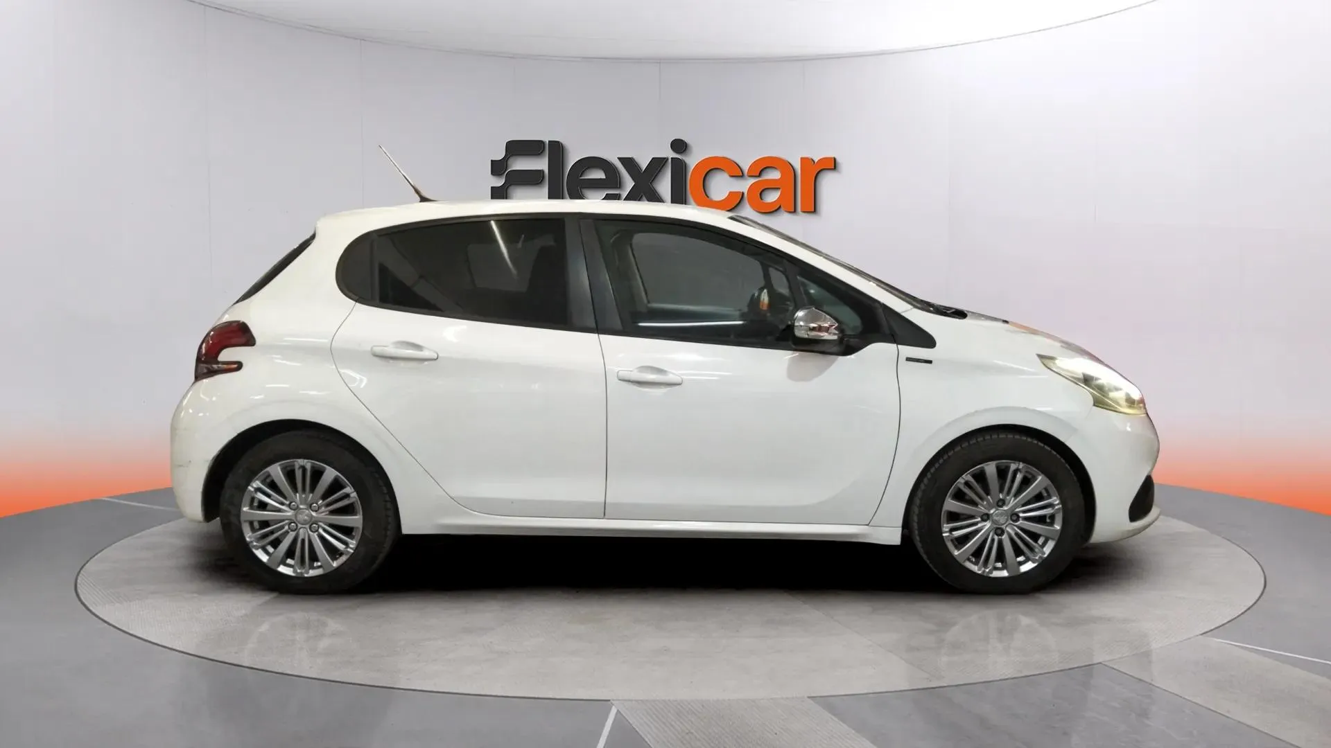 Peugeot 208 Tech Edition1.2L PureTech - foto 3
