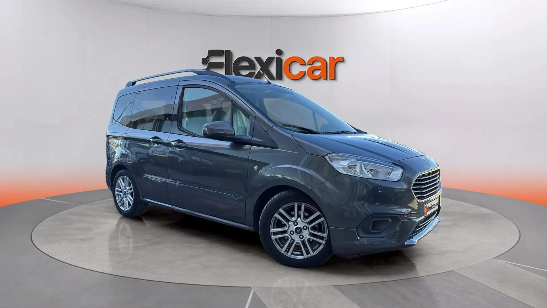Ford Tourneo Courier 1.5 TDCi Titanium