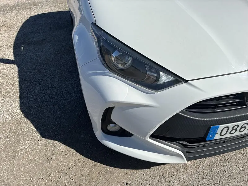 Toyota Yaris 1.5 120H Business Plus - foto 11