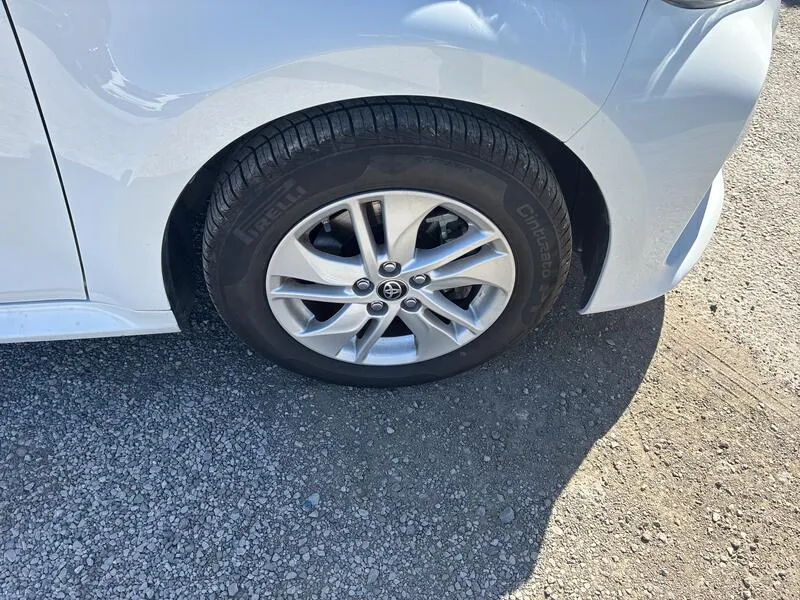 Toyota Yaris 1.5 120H Business Plus - foto 12