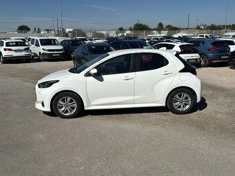Toyota Yaris 1.5 120H Business Plus - foto 3