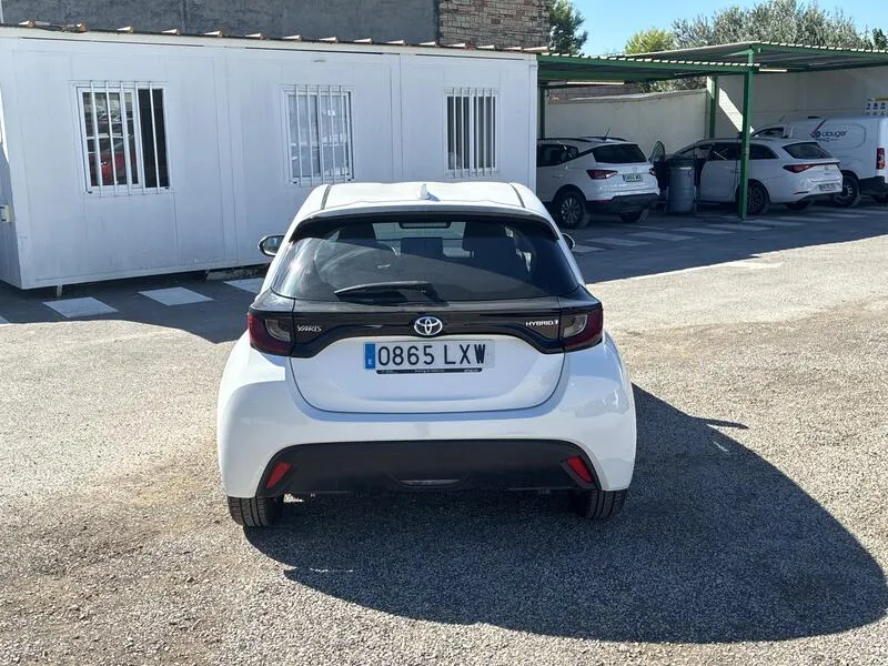 Toyota Yaris 1.5 120H Business Plus - foto 5