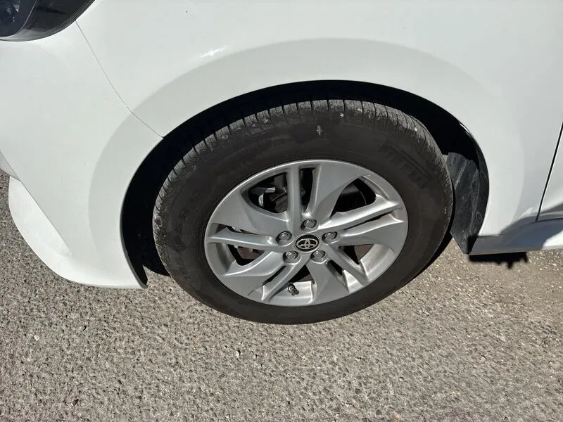 Toyota Yaris 1.5 120H Business Plus - foto 15