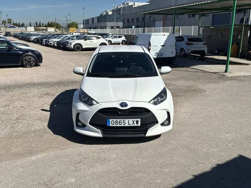 Toyota Yaris 1.5 120H Business Plus - foto 9