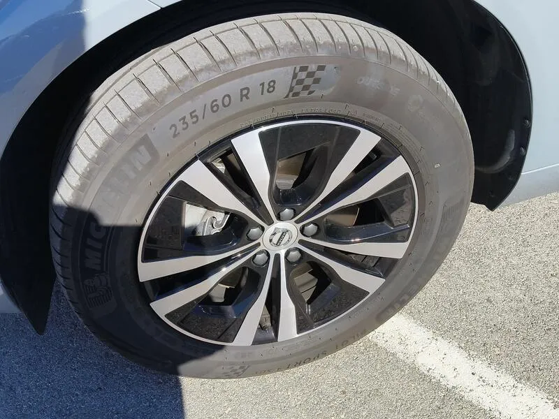 Volvo XC60 2.0 T6 AWD Recharge Core - foto 44