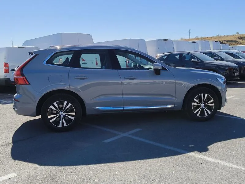 Volvo XC60 2.0 T6 AWD Recharge Core - foto 7